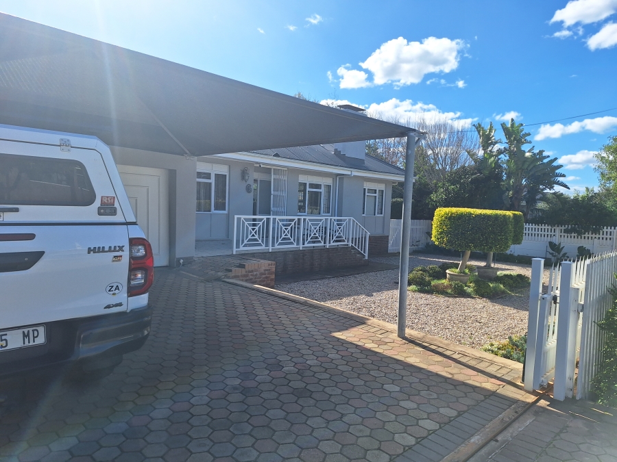 4 Bedroom Property for Sale in Hartenbos Central Western Cape